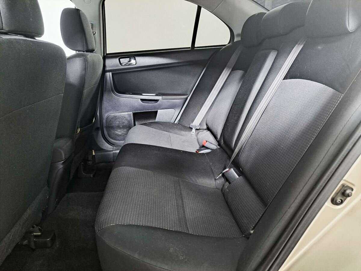 Купить Mitsubishi Lancer с пробегом. Фото: #9