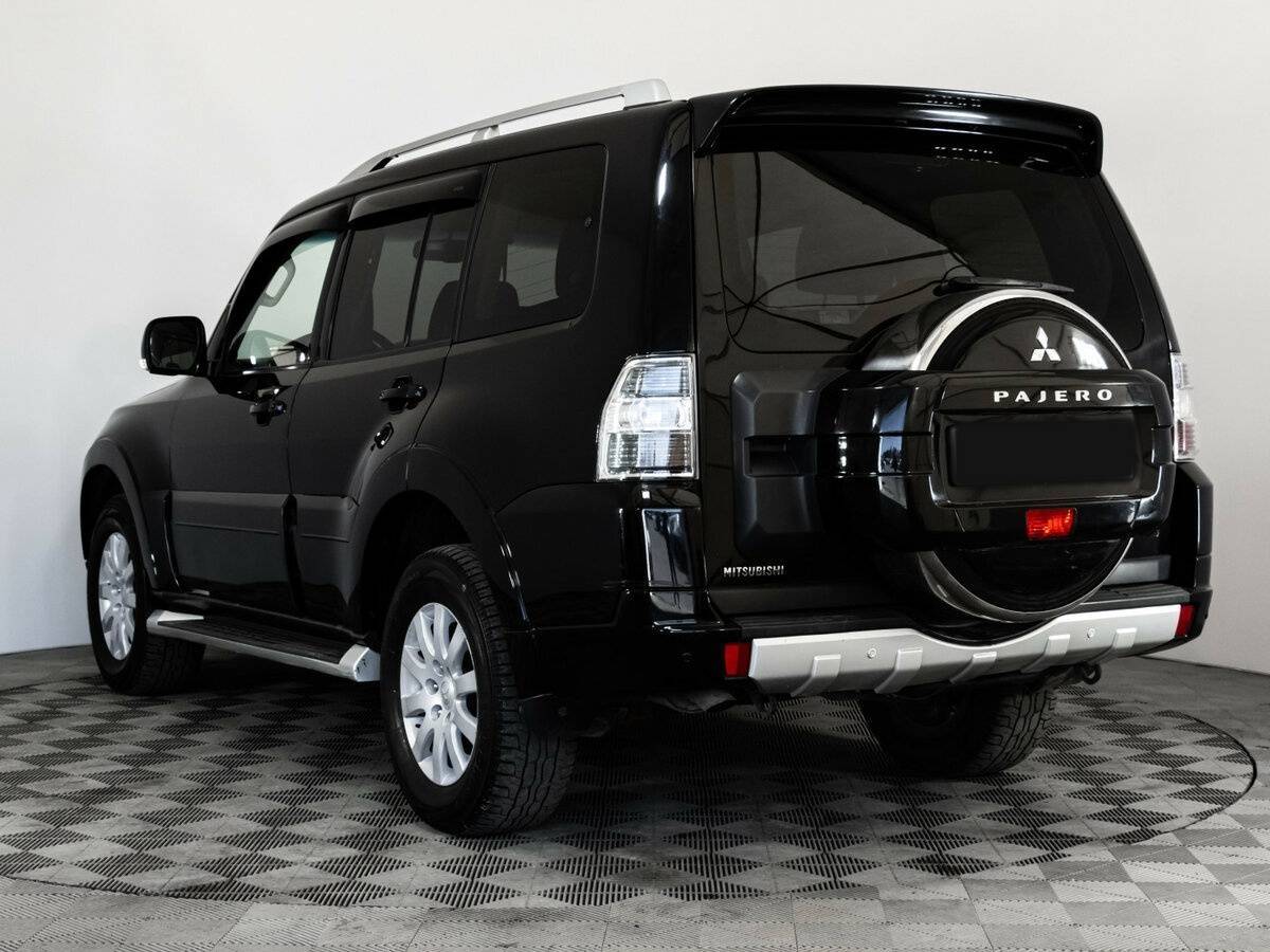 Купить Mitsubishi Pajero с пробегом. Фото: #4