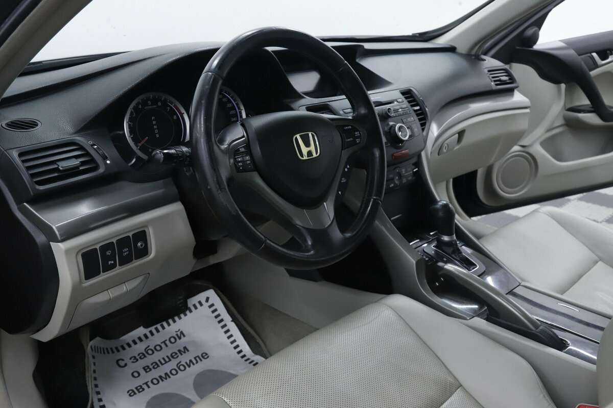 Купить Honda Accord с пробегом. Фото: #9