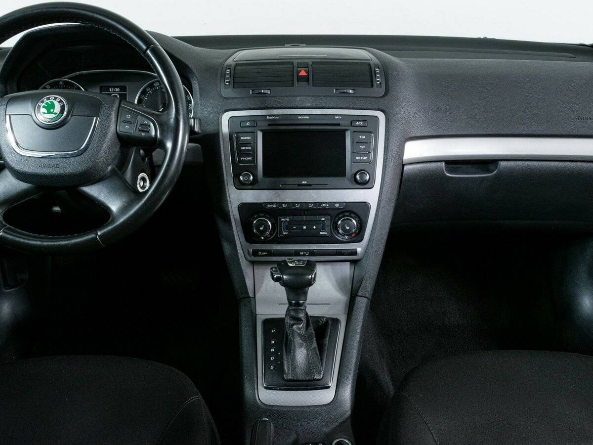 Купить Skoda Octavia с пробегом. Фото: #10