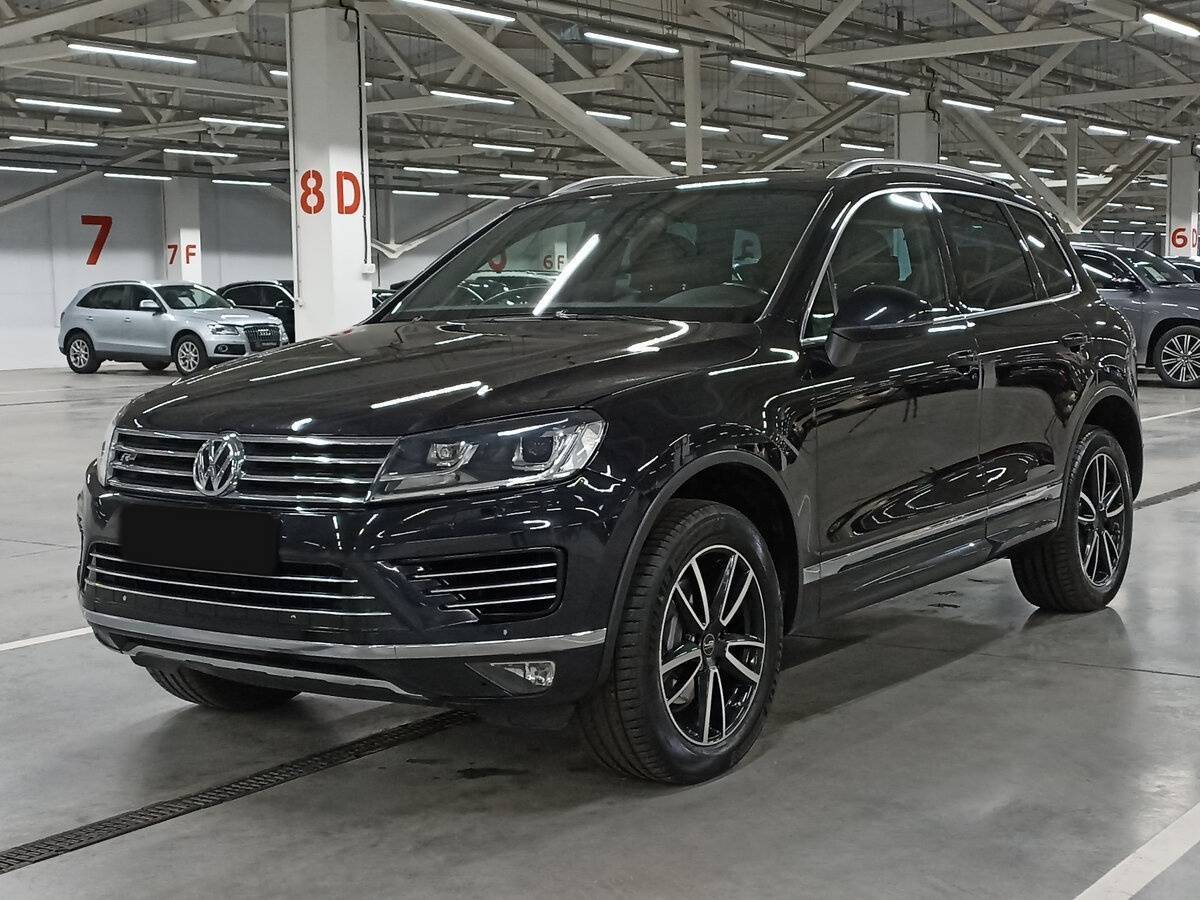 Купить Volkswagen Touareg с пробегом. Фото: #0