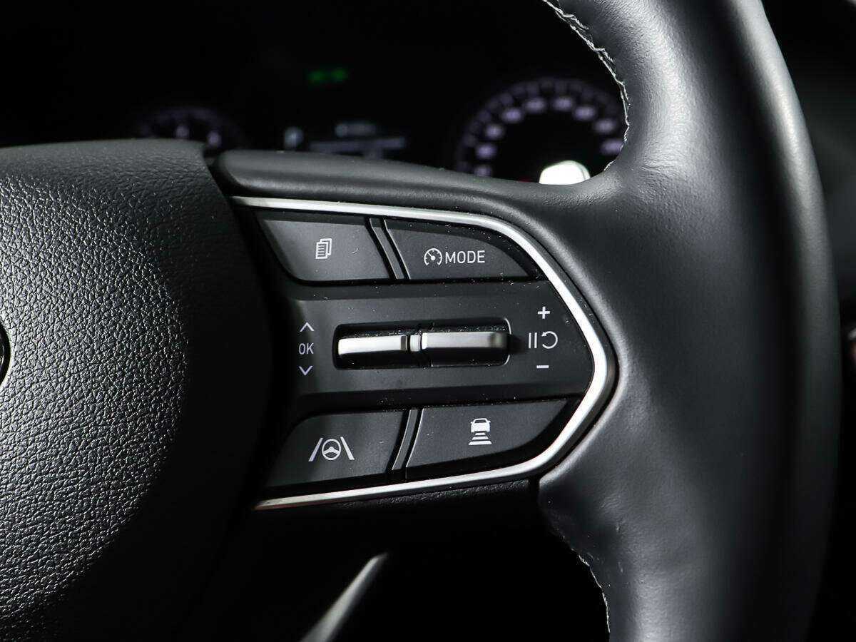 Купить Hyundai Santa Fe с пробегом. Фото: #19