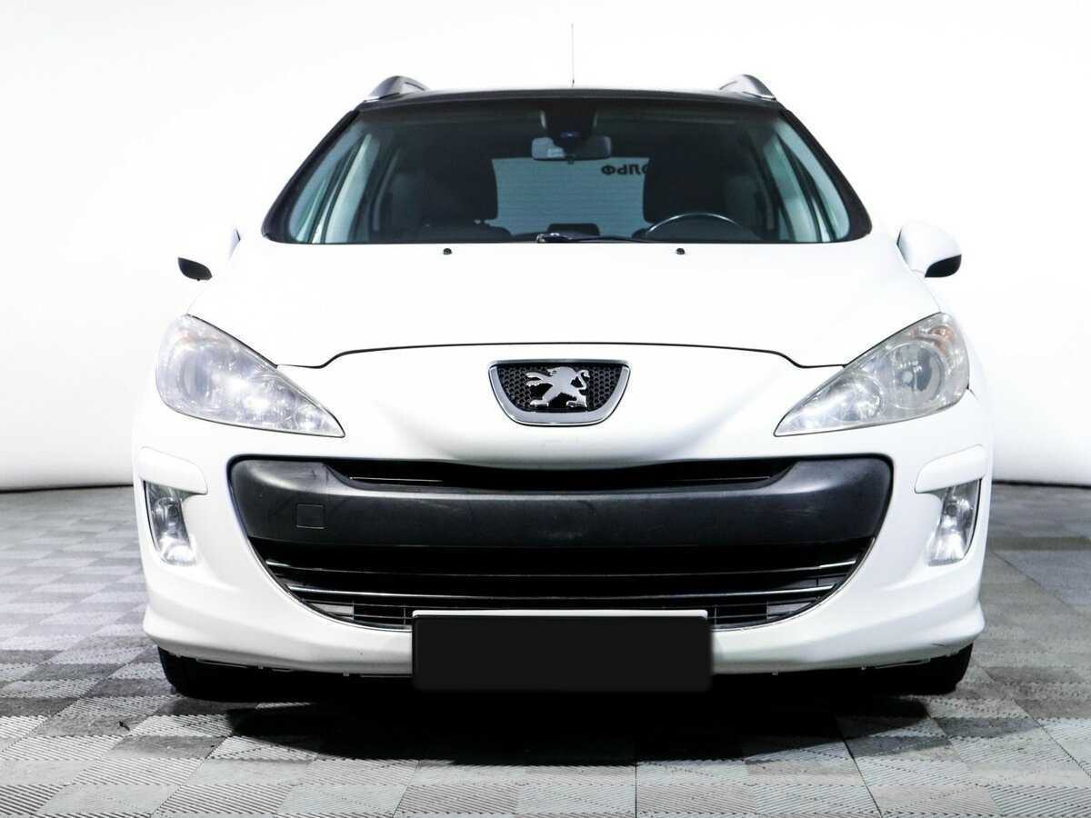Купить Peugeot 308 с пробегом. Фото: #1