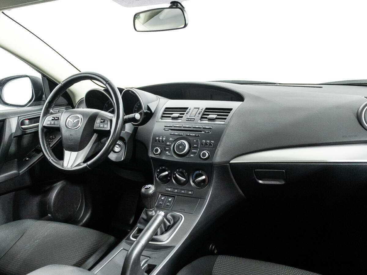 Купить Mazda 3 с пробегом. Фото: #8