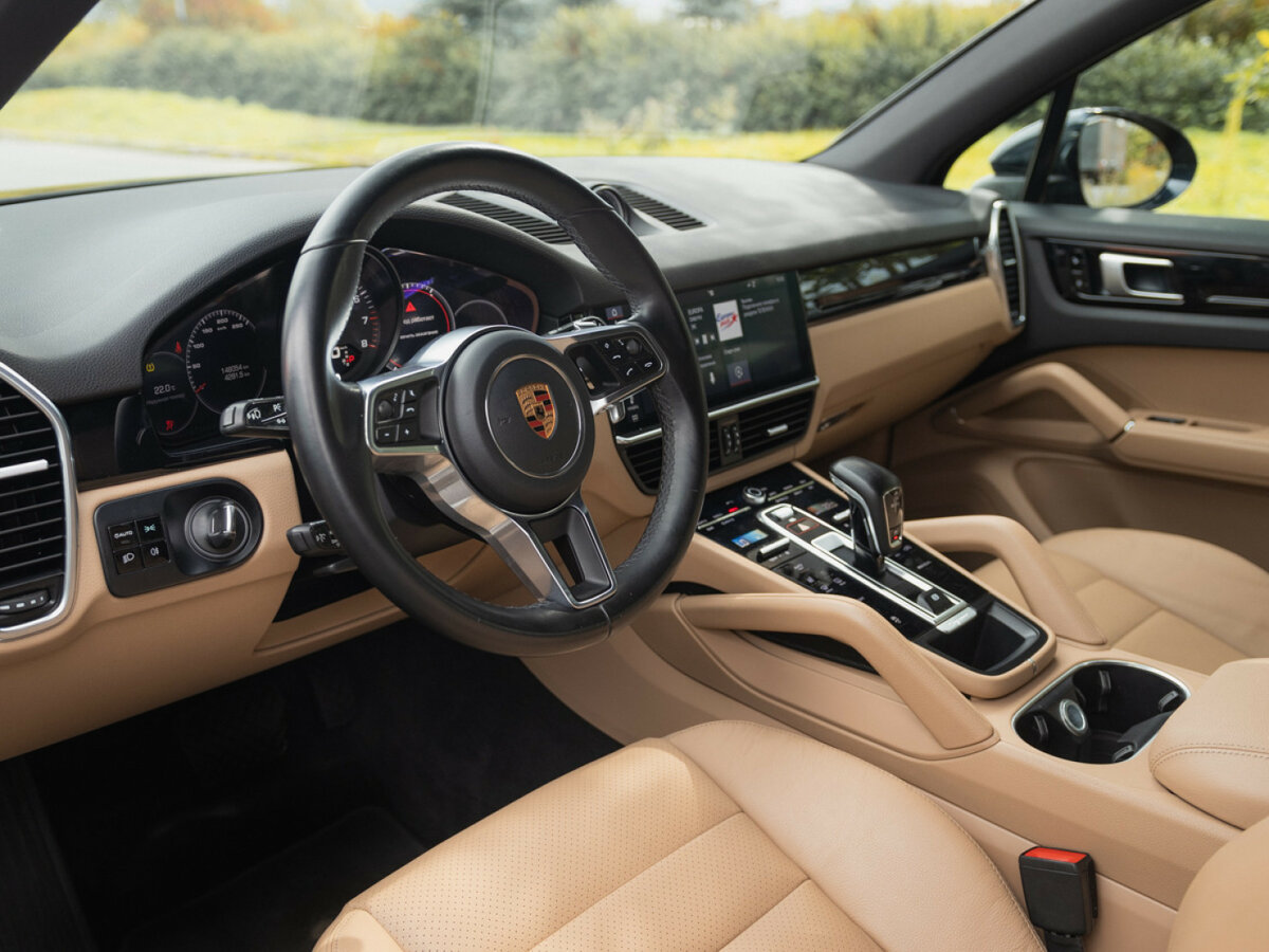 Купить Porsche Cayenne с пробегом. Фото: #23