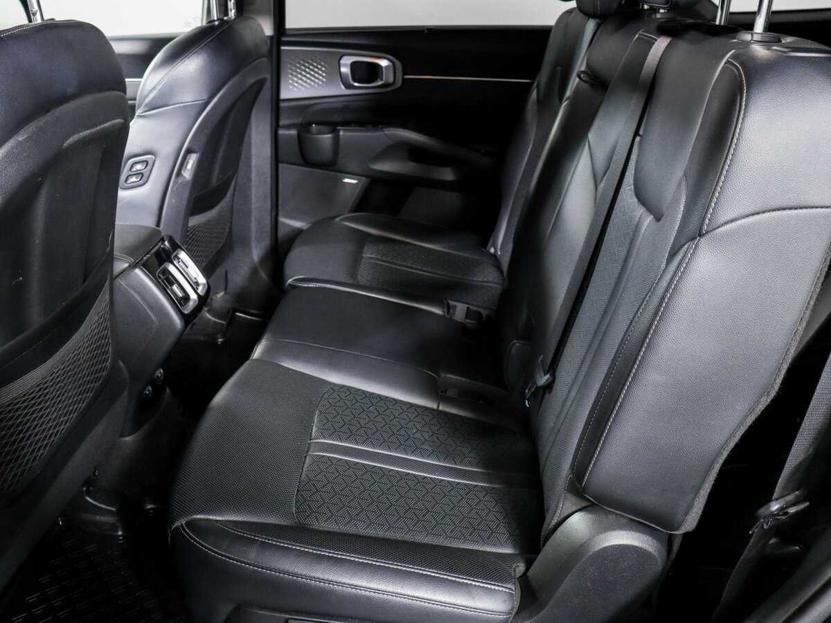 Купить Kia Sorento с пробегом. Фото: #6