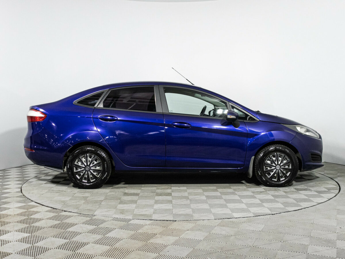 Купить Ford Fiesta с пробегом. Фото: #3