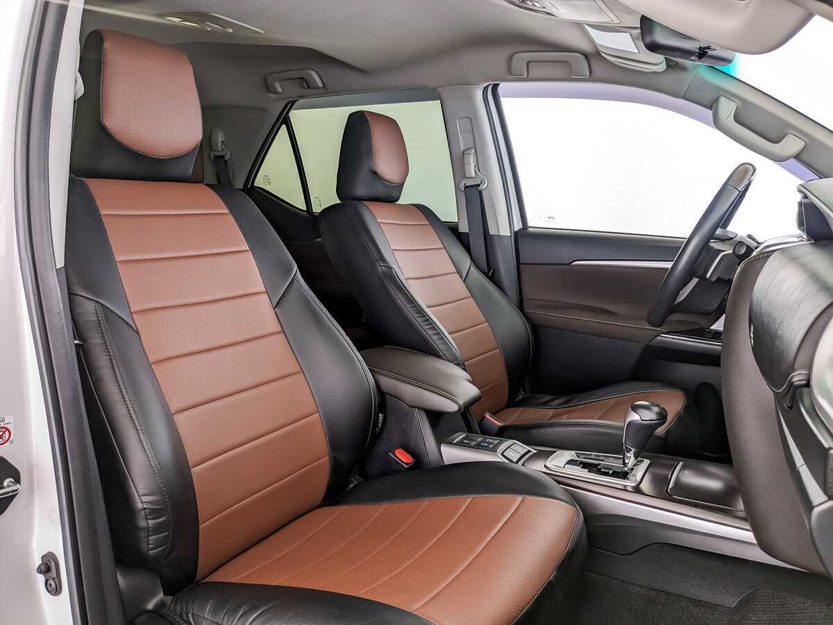 Купить Toyota Fortuner с пробегом. Фото: #18