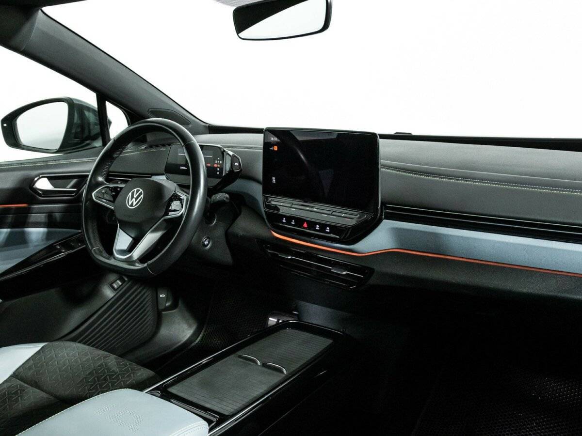Купить Volkswagen ID.4 с пробегом. Фото: #8