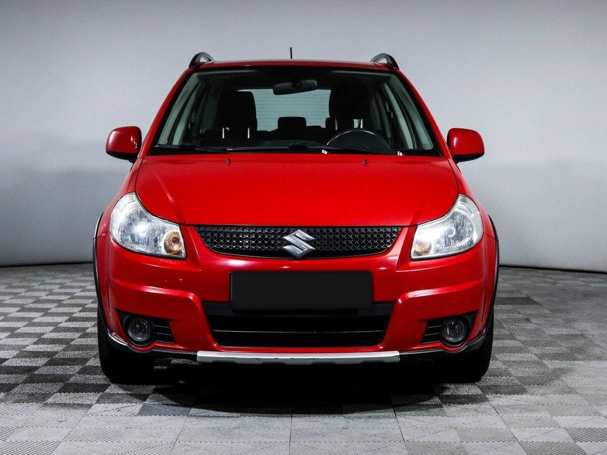 Купить Suzuki SX4 с пробегом. Фото: #1