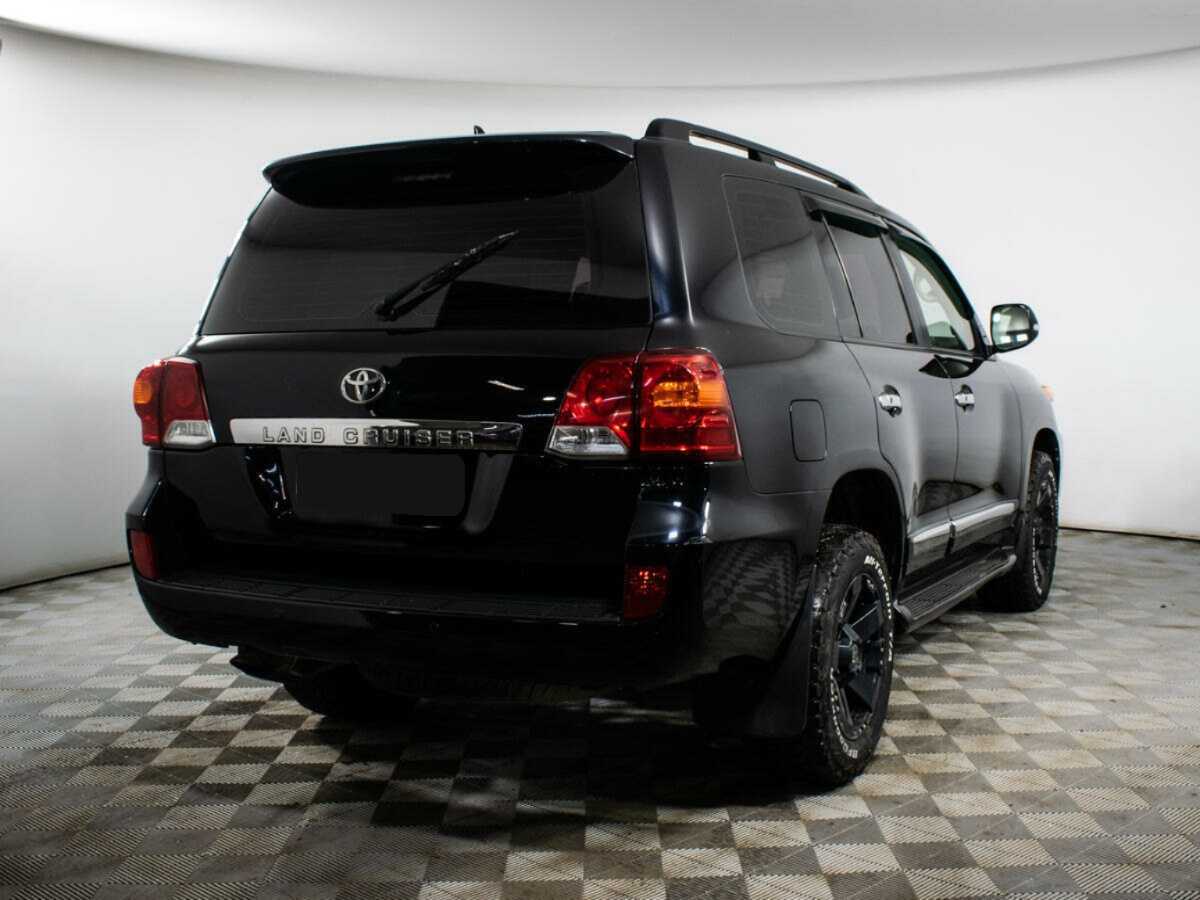 Купить Toyota Land Cruiser с пробегом. Фото: #4
