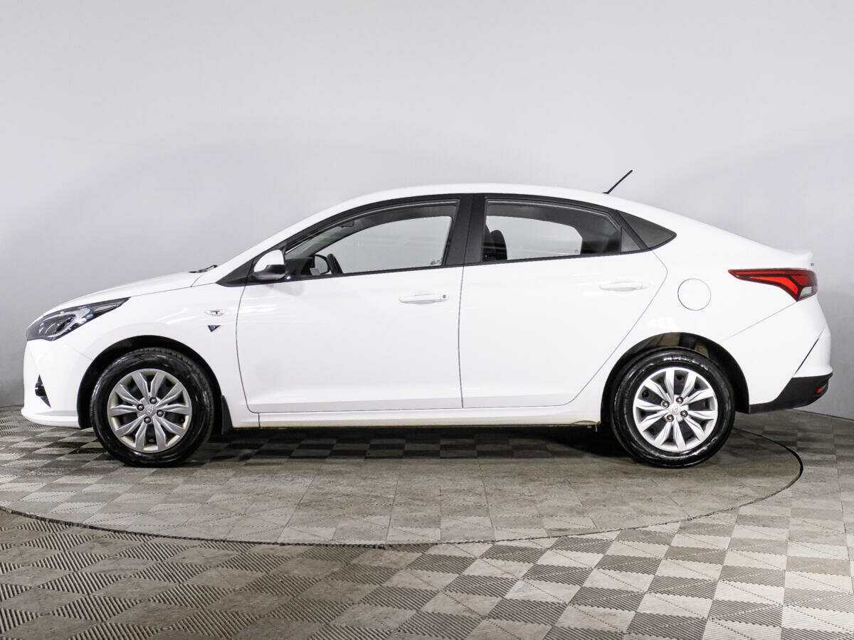 Купить Hyundai Solaris с пробегом. Фото: #7