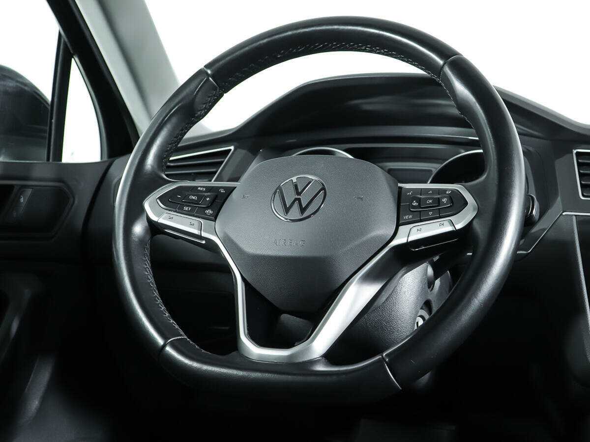 Купить Volkswagen Tiguan с пробегом. Фото: #14
