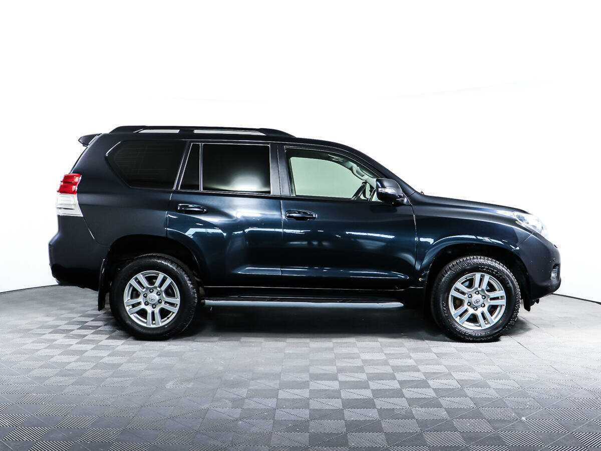 Купить Toyota Land Cruiser Prado с пробегом. Фото: #2