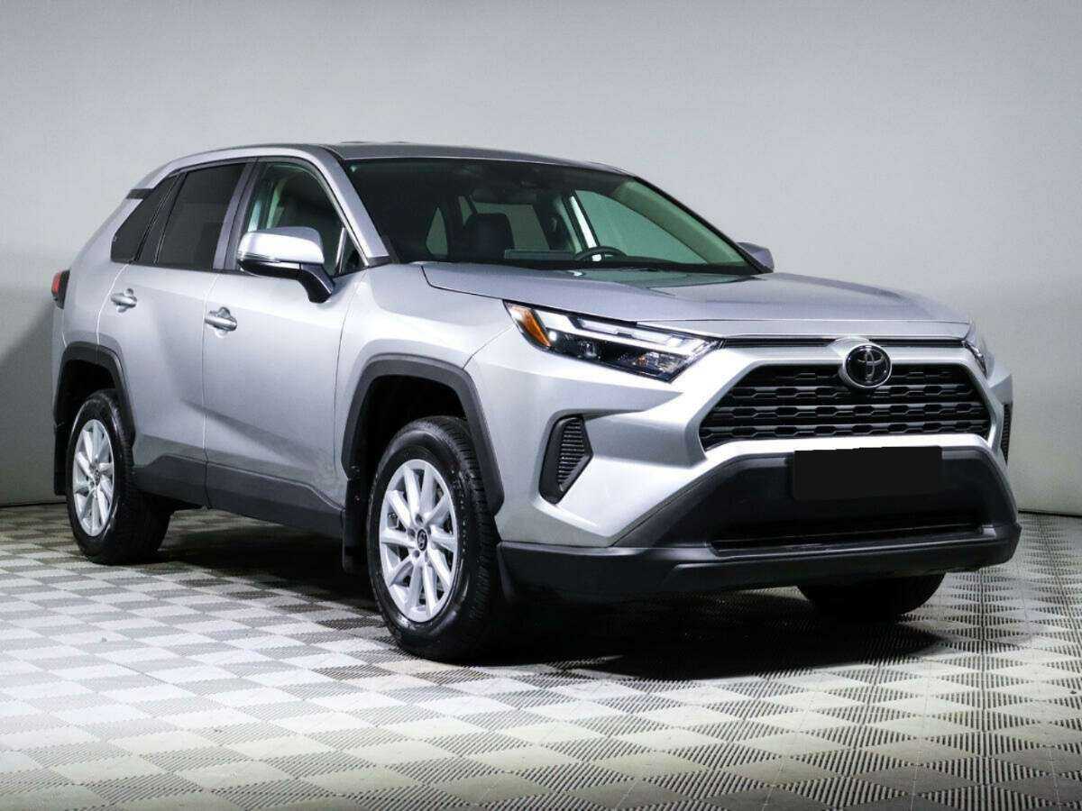 Купить Toyota RAV4 с пробегом. Фото: #2