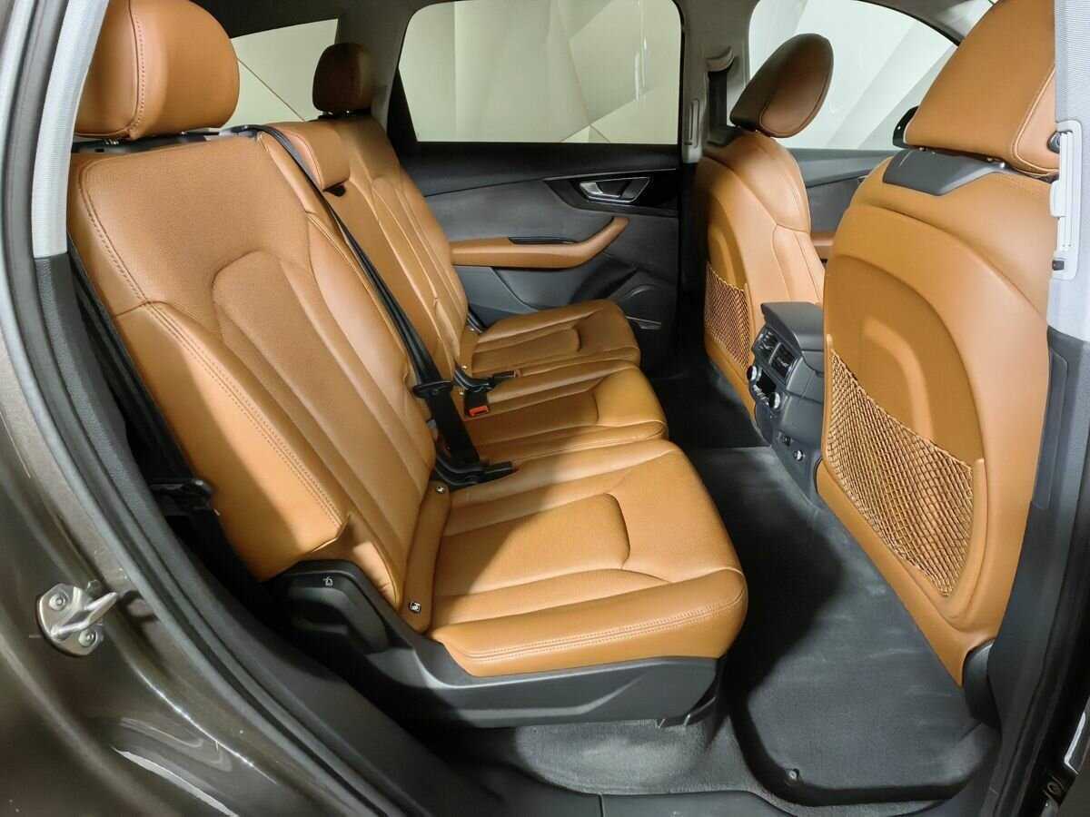 Купить Audi Q7 с пробегом. Фото: #11