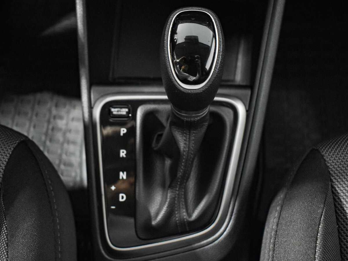 Купить Hyundai Solaris с пробегом. Фото: #12