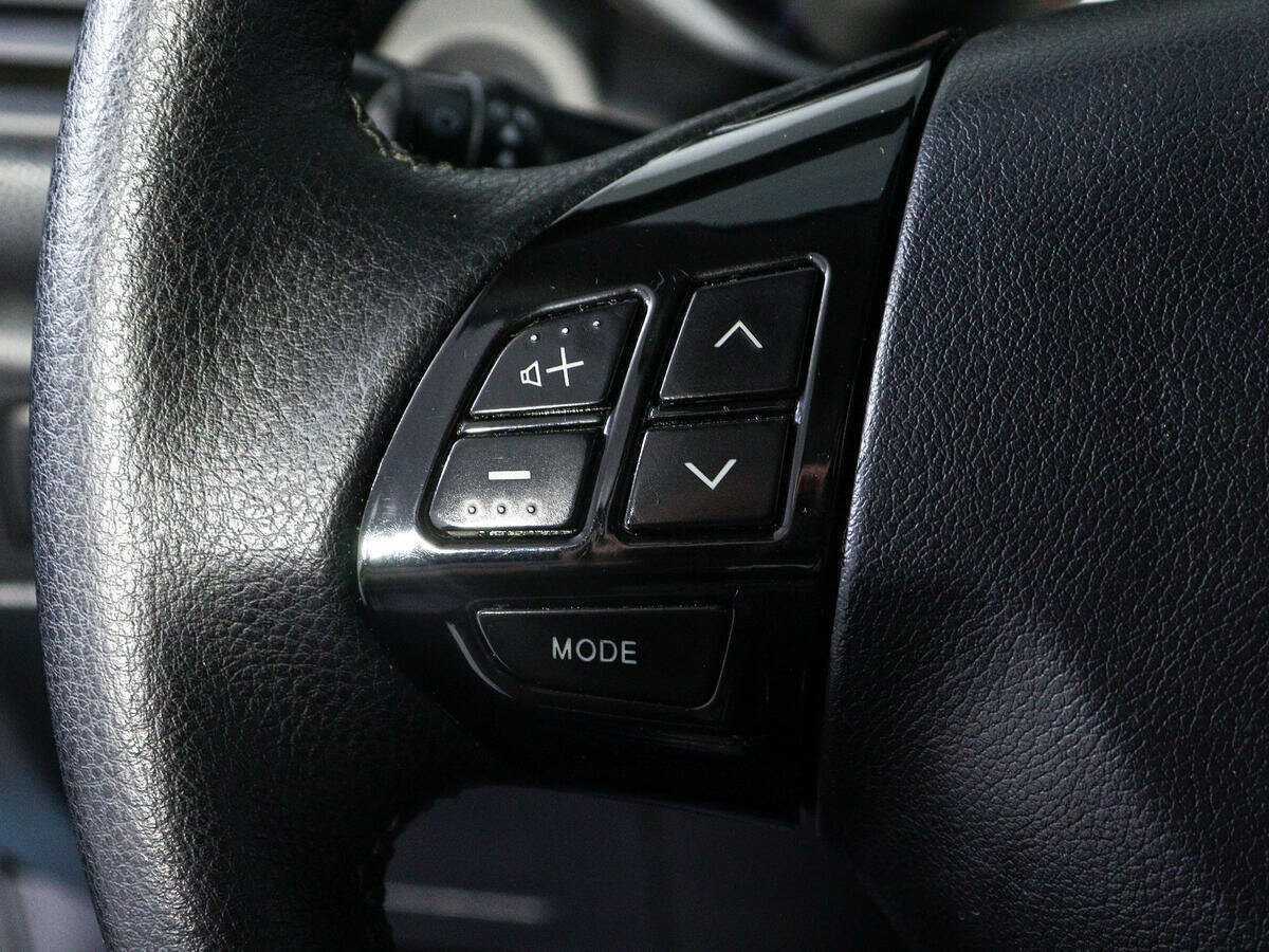 Купить Mitsubishi ASX с пробегом. Фото: #12