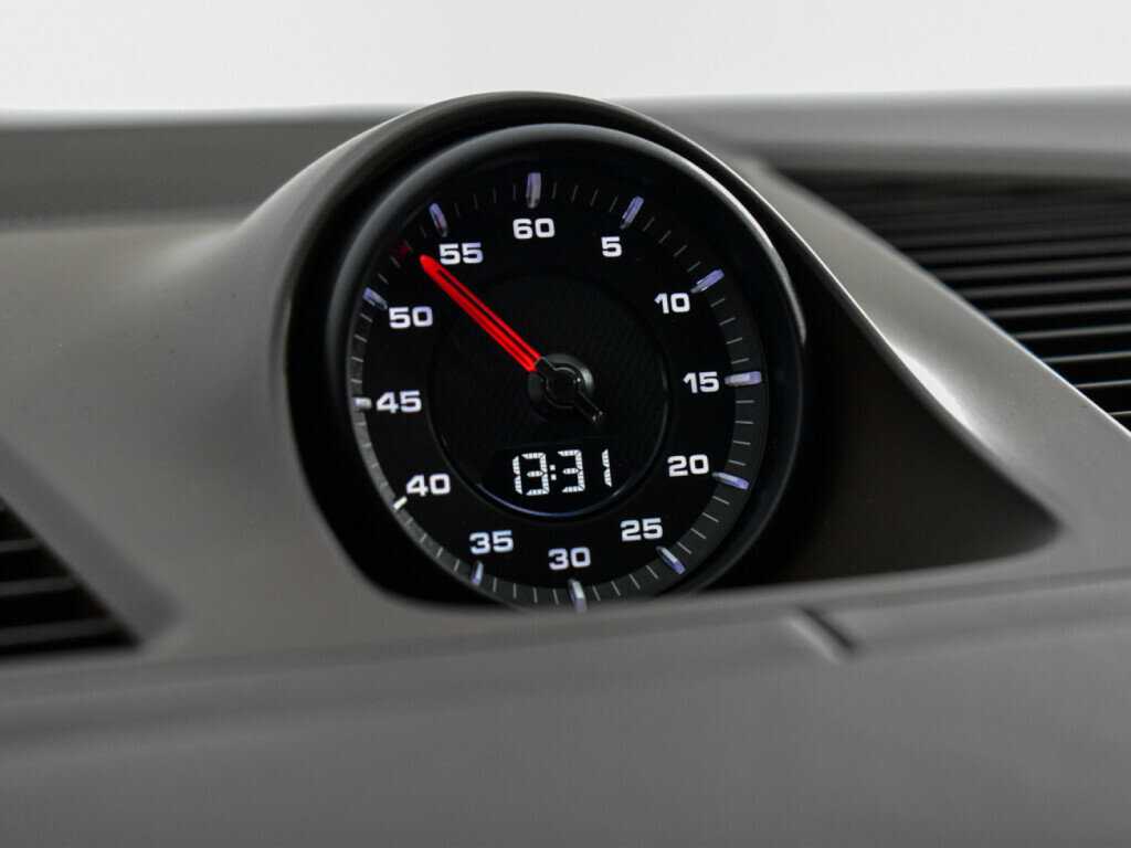 Купить Porsche Cayenne с пробегом. Фото: #18
