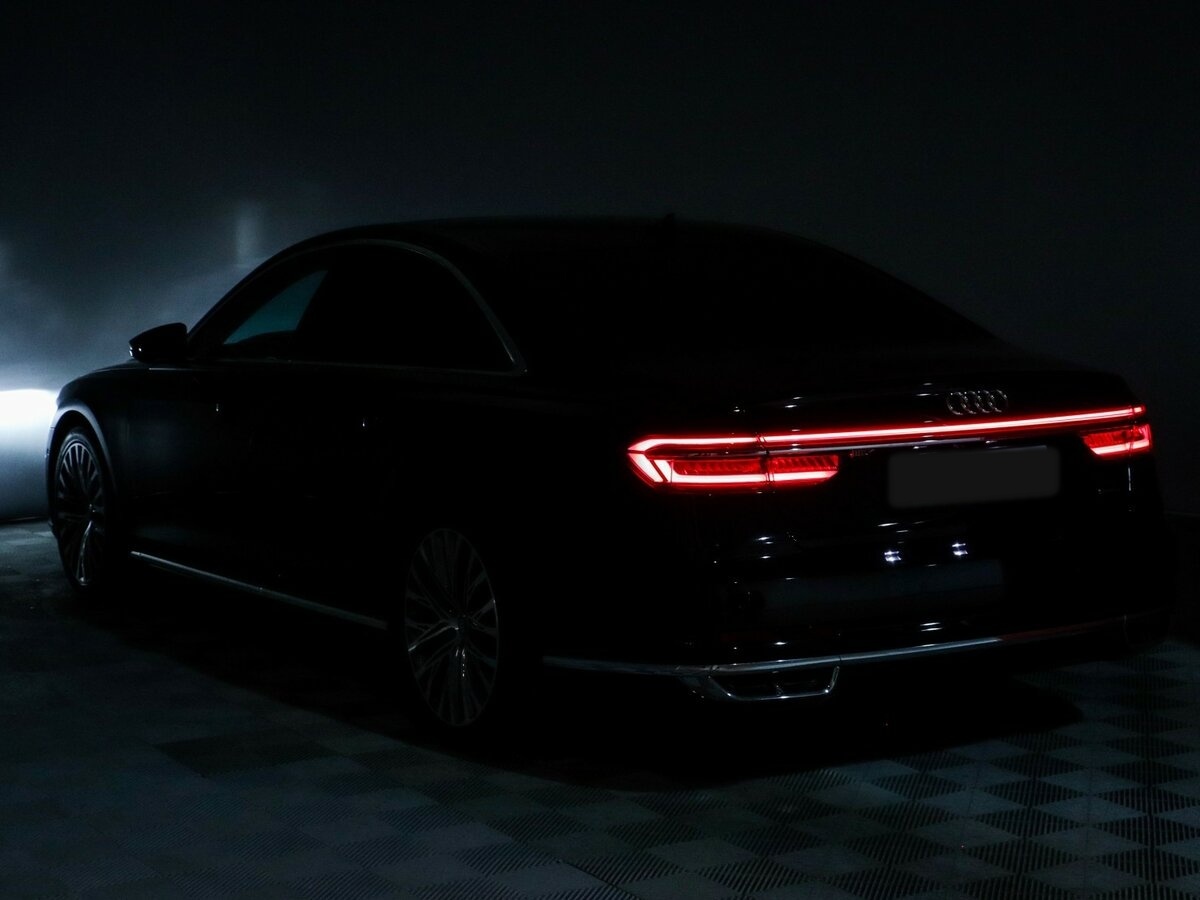 Купить Audi A8 с пробегом. Фото: #20