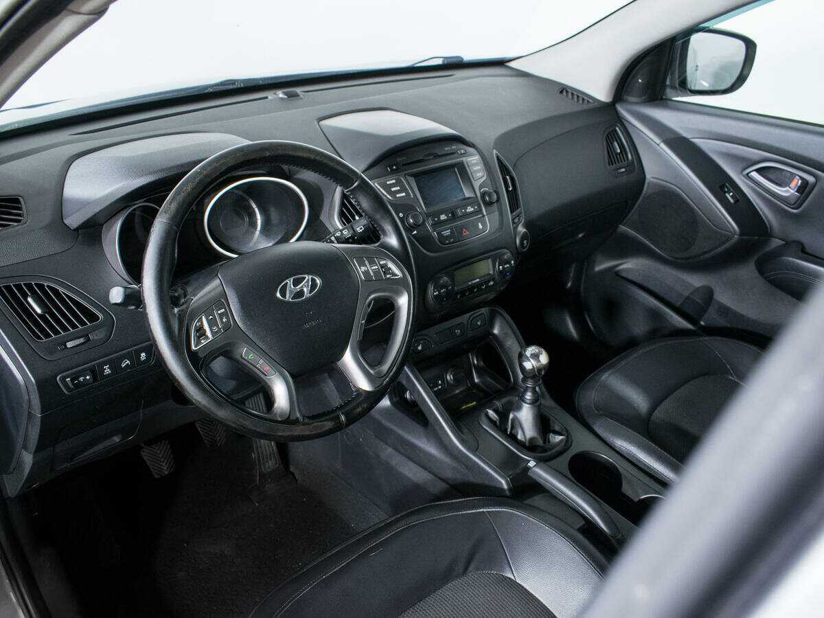 Купить Hyundai ix35 с пробегом. Фото: #12