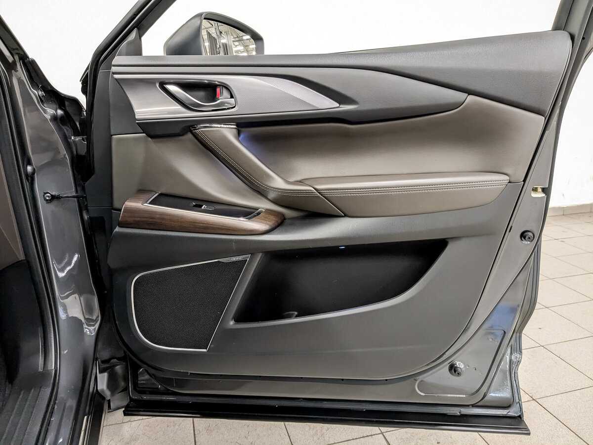 Купить Mazda CX-9 с пробегом. Фото: #22