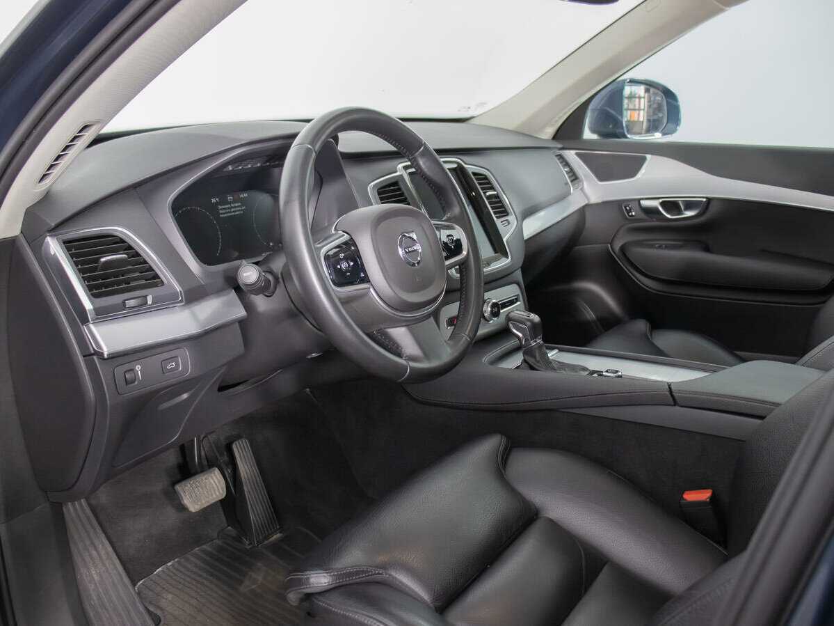 Купить Volvo XC90 с пробегом. Фото: #13