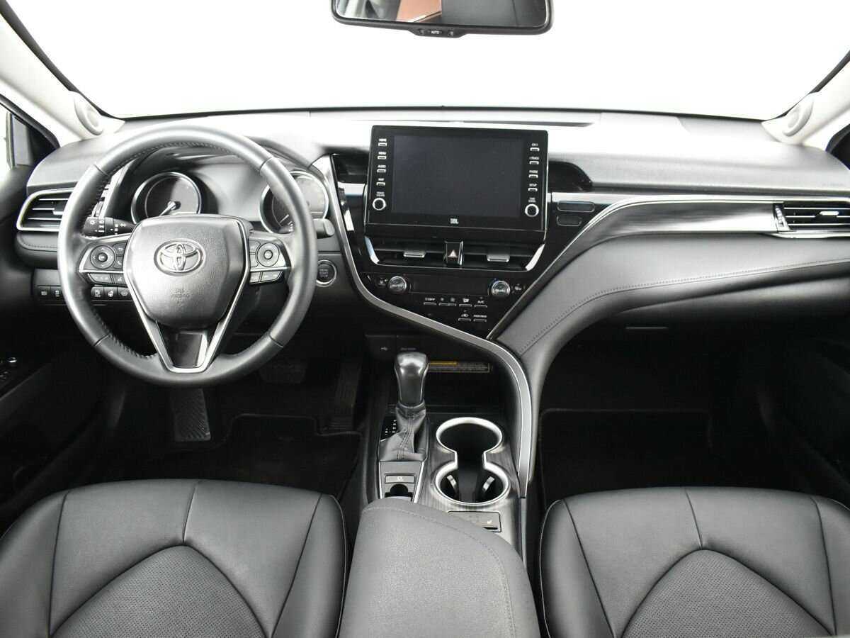 Купить Toyota Camry с пробегом. Фото: #10