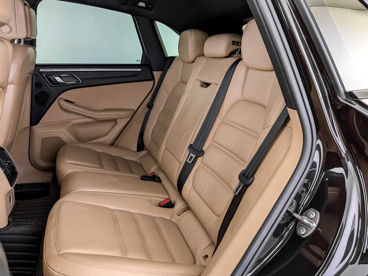 Купить Porsche Macan с пробегом. Фото: #11