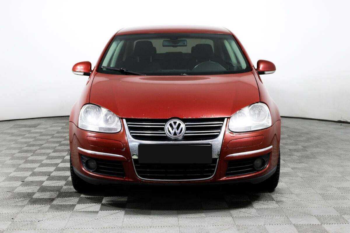 Купить Volkswagen Jetta с пробегом. Фото: #1