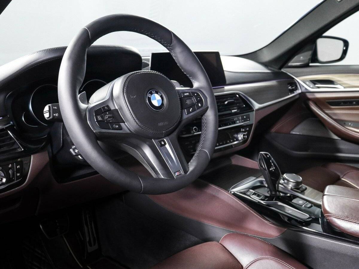 Купить BMW 5 серии с пробегом. Фото: #13