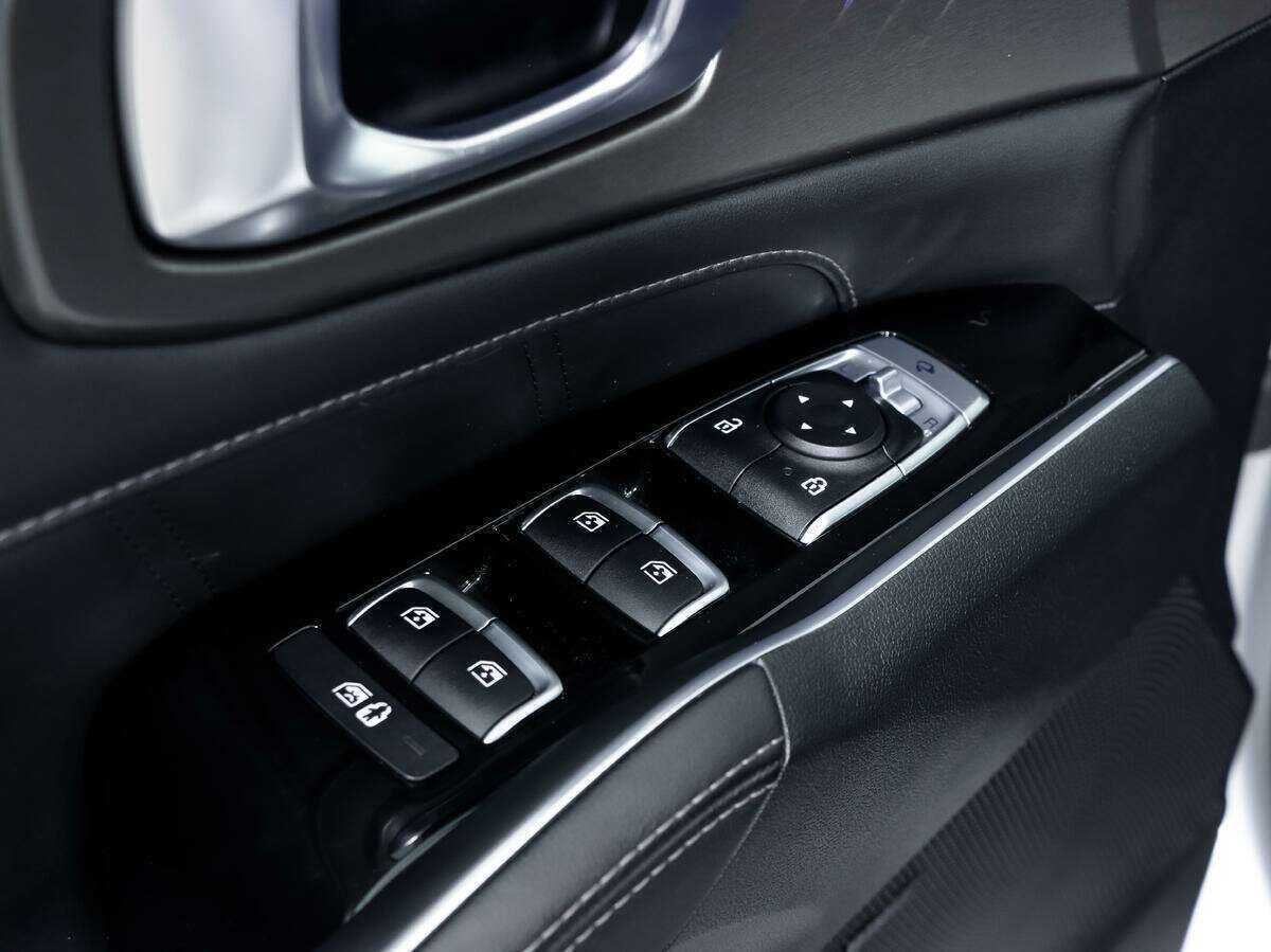 Купить Kia Sorento с пробегом. Фото: #12