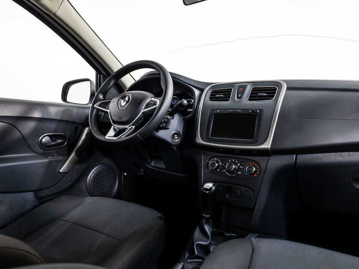 Купить Renault Logan с пробегом. Фото: #7