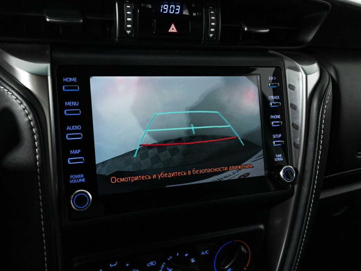 Купить Toyota Fortuner с пробегом. Фото: #14