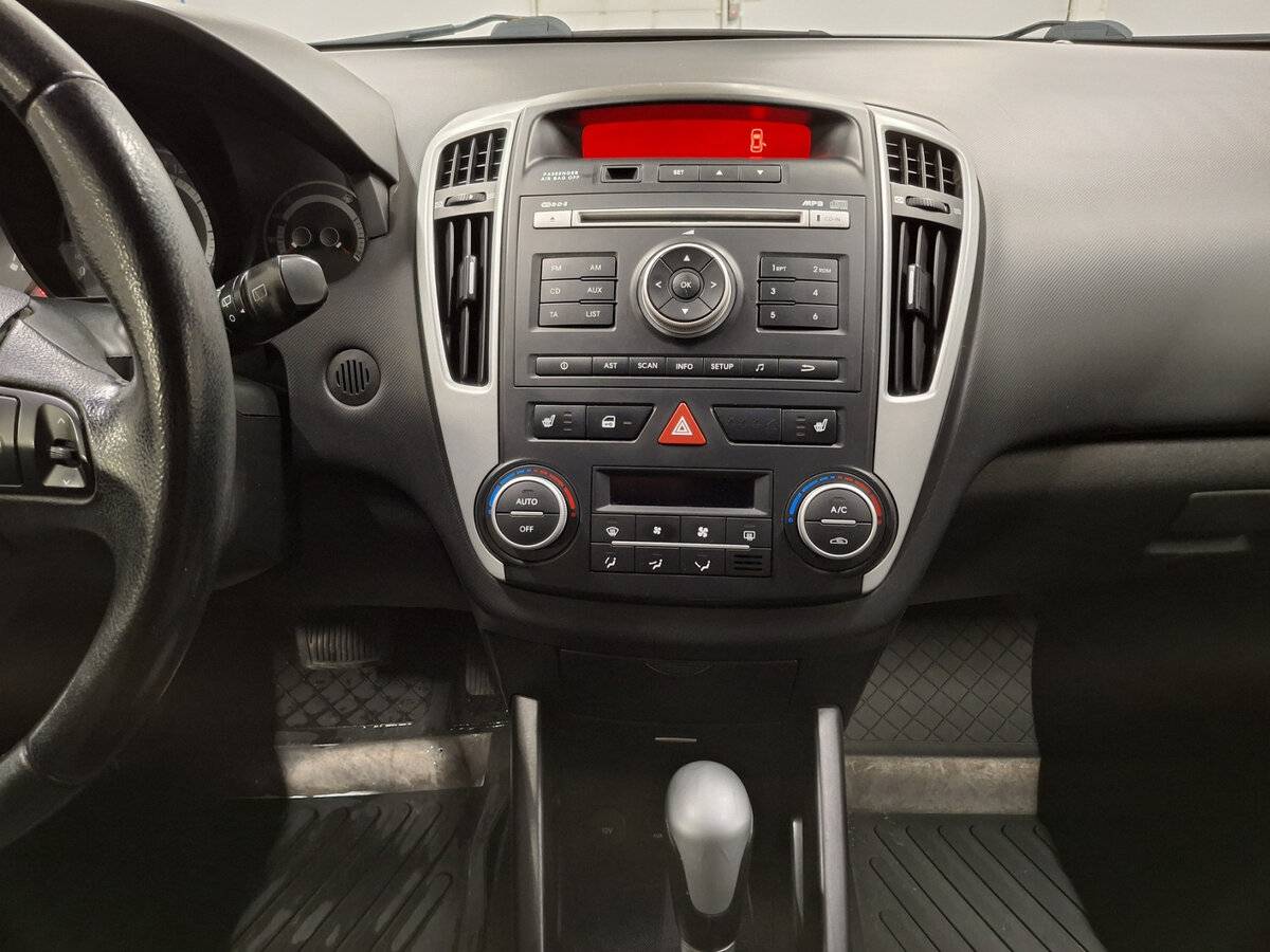 Купить Kia Ceed с пробегом. Фото: #12