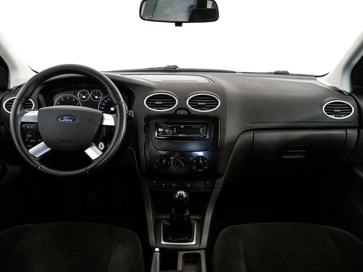 Купить Ford Focus с пробегом. Фото: #9