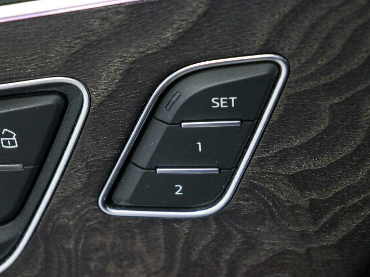 Купить Audi Q7 с пробегом. Фото: #24