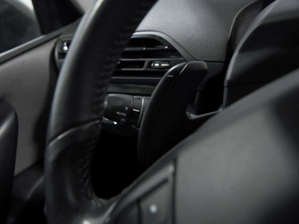 Купить Citroen C4 Picasso с пробегом. Фото: #7