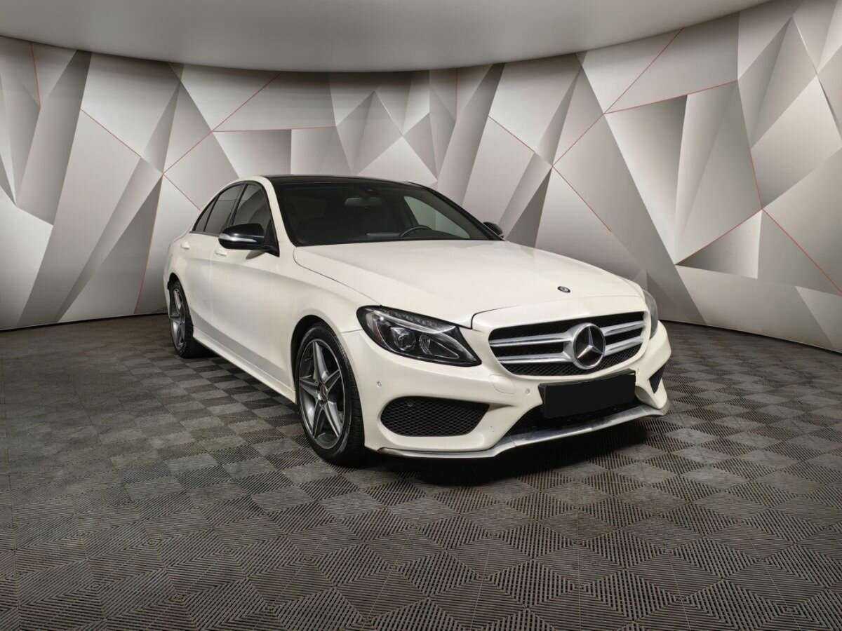 Купить Mercedes-Benz C-Класс с пробегом. Фото: #2
