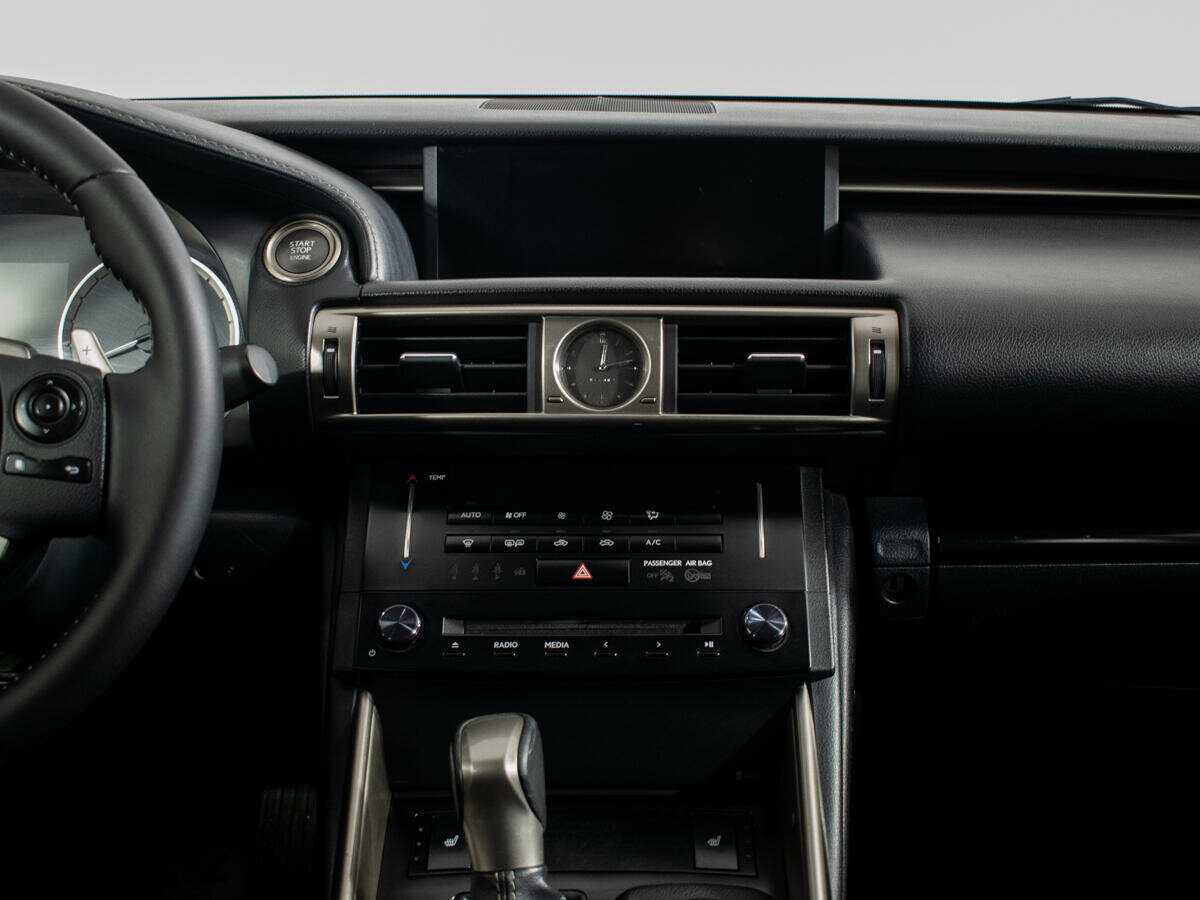 Купить Lexus IS с пробегом. Фото: #9