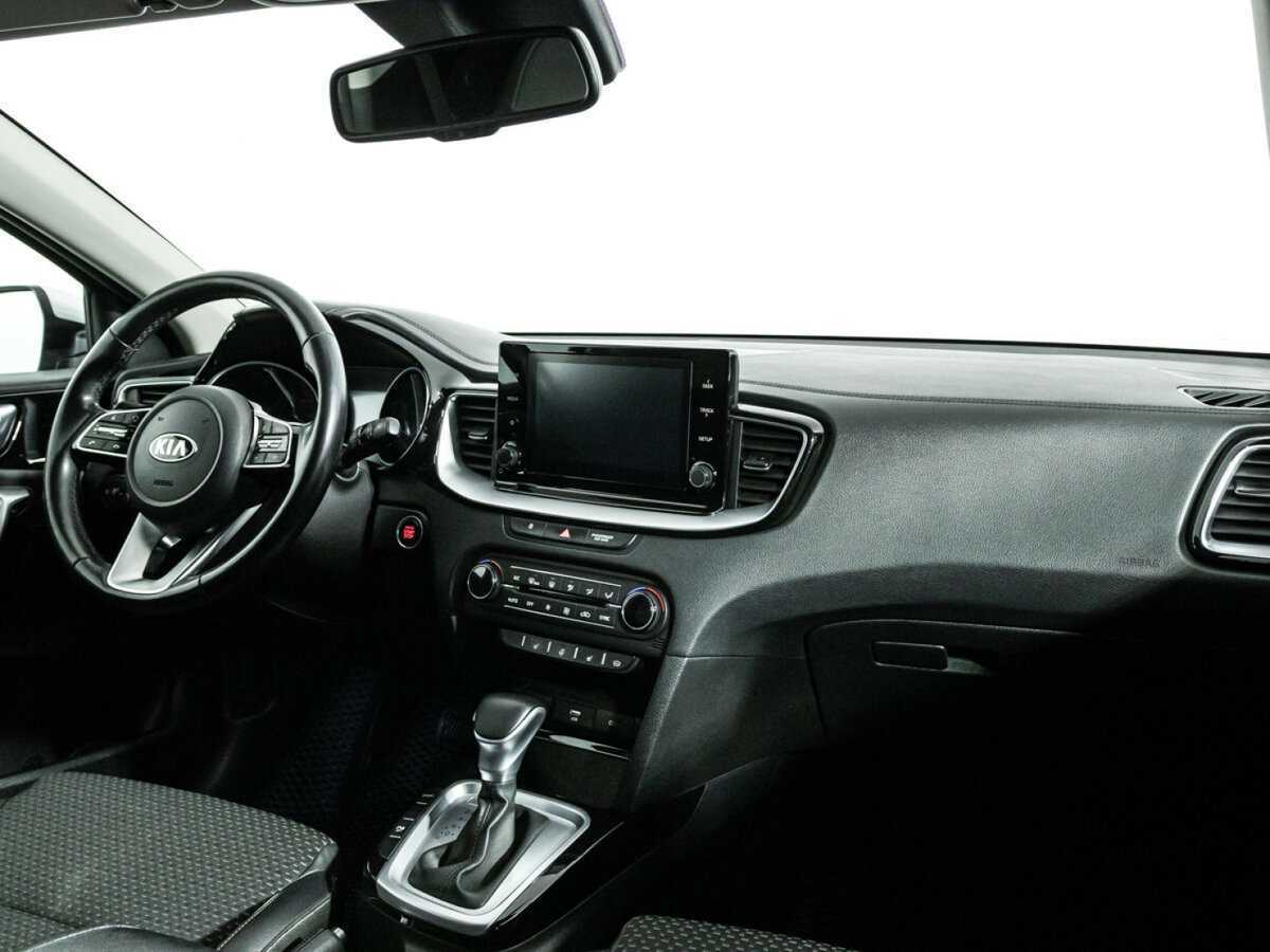 Купить Kia Ceed с пробегом. Фото: #7