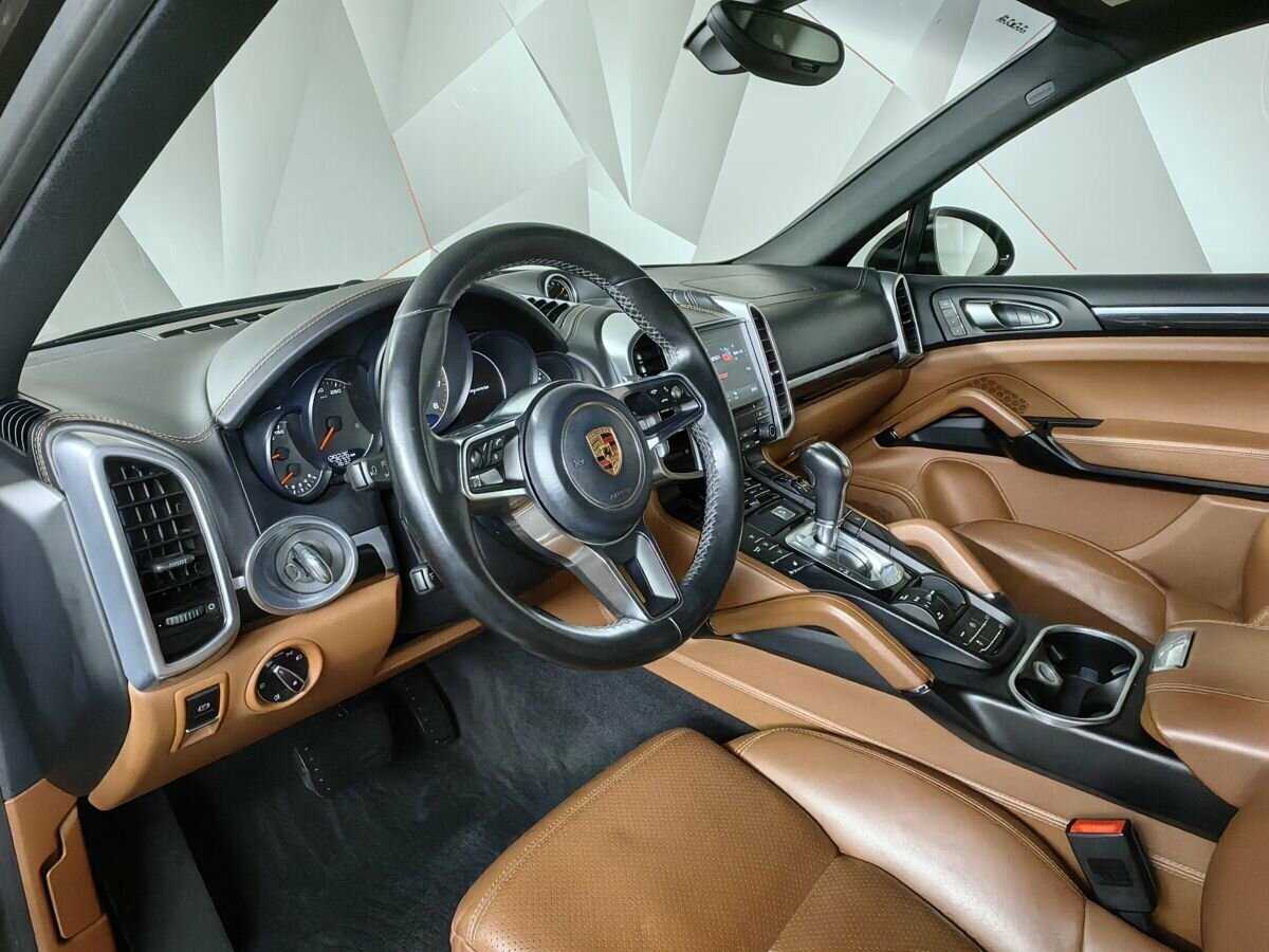 Купить Porsche Cayenne с пробегом. Фото: #13
