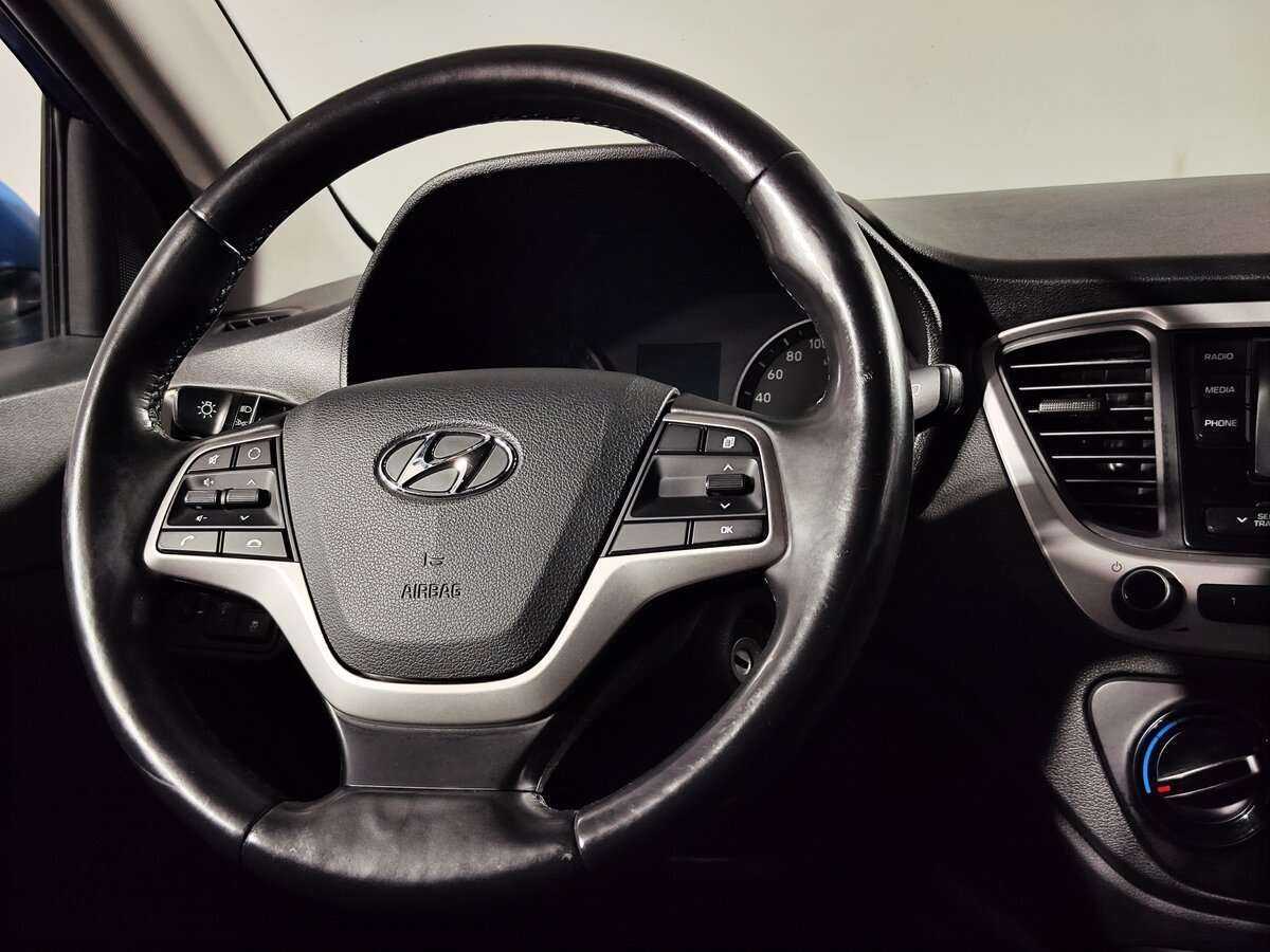 Купить Hyundai Solaris с пробегом. Фото: #12