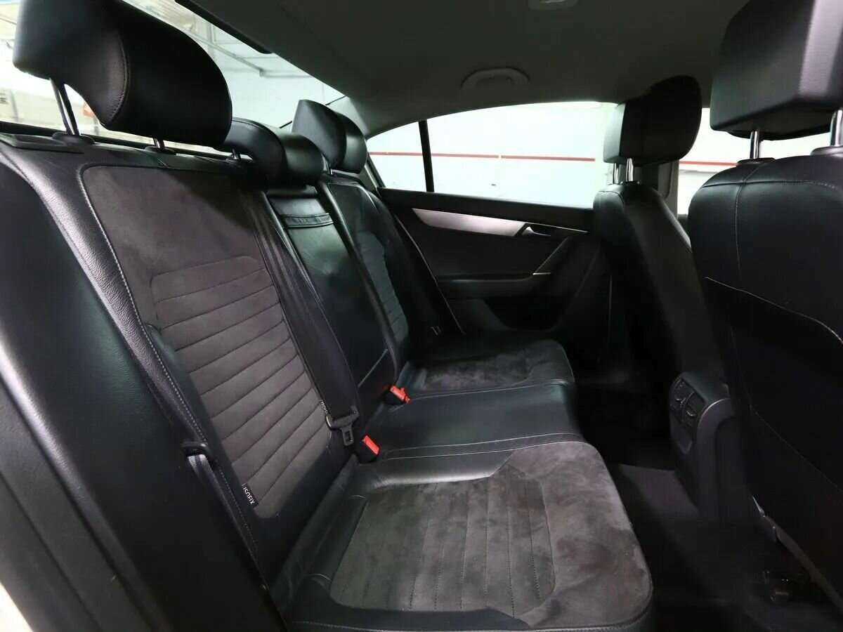 Купить Volkswagen Passat с пробегом. Фото: #10