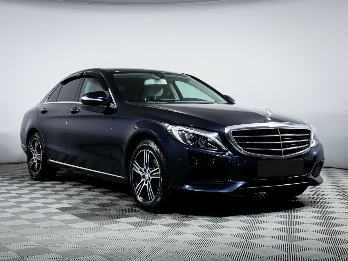 Купить Mercedes-Benz C-Класс с пробегом. Фото: #2