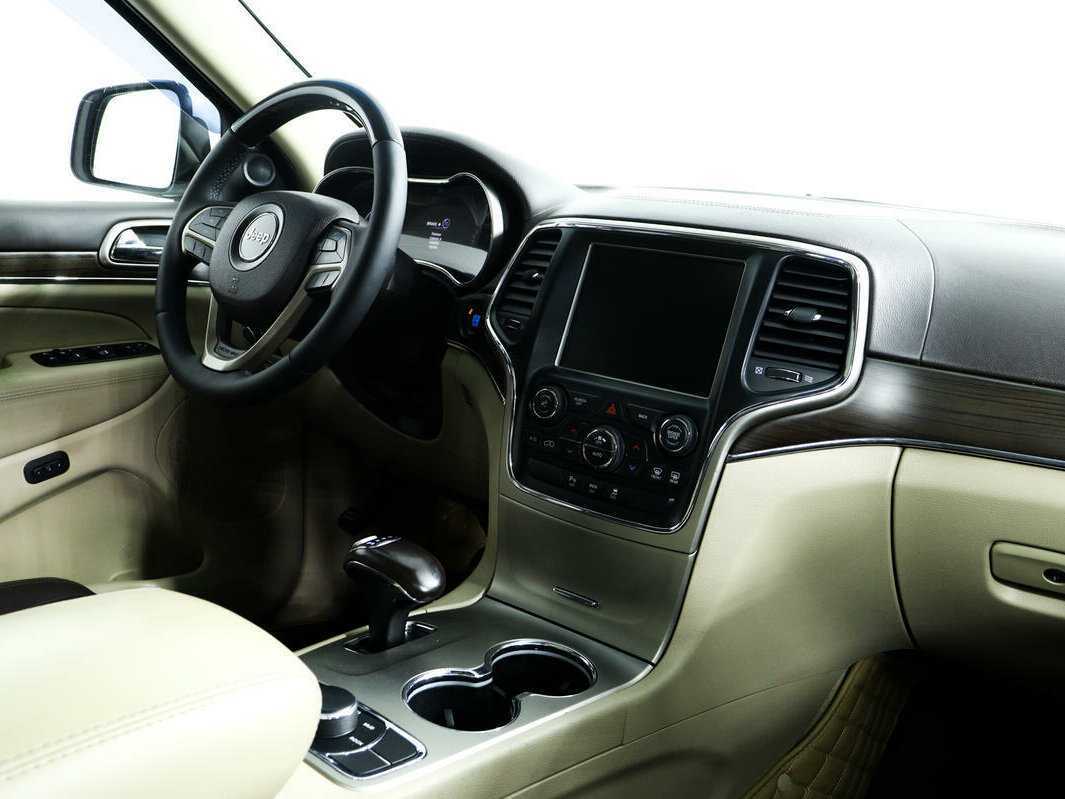 Купить Jeep Grand Cherokee с пробегом. Фото: #8