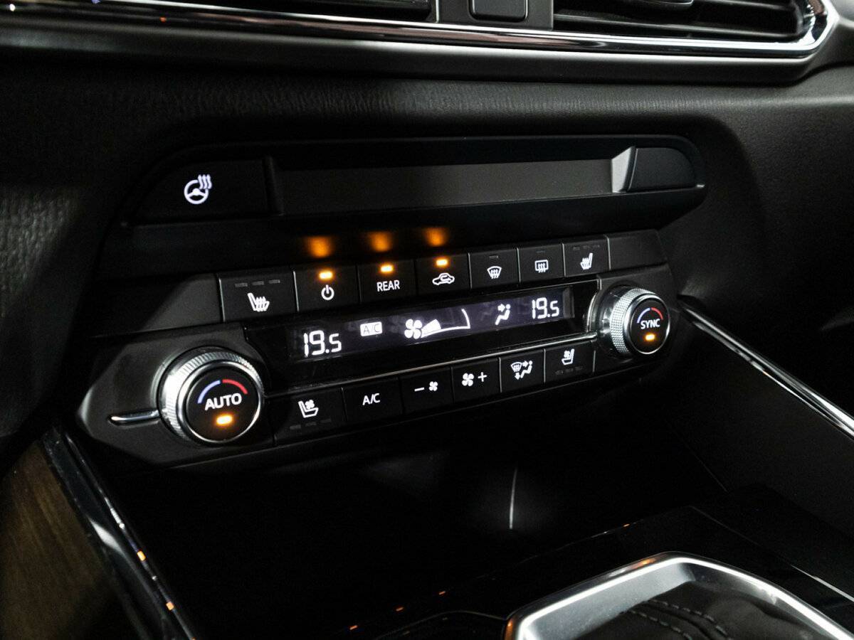 Купить Mazda CX-9 с пробегом. Фото: #23