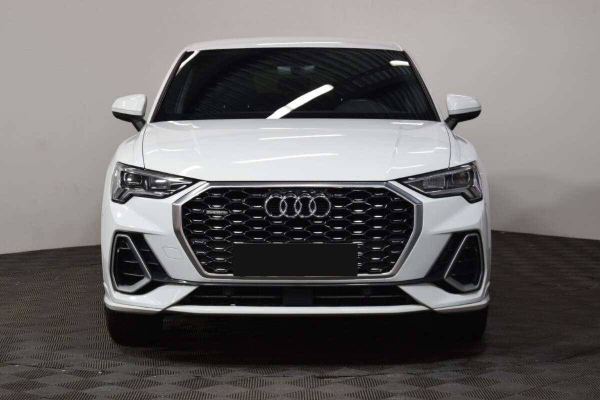 Купить Audi Q3 Sportback с пробегом. Фото: #1