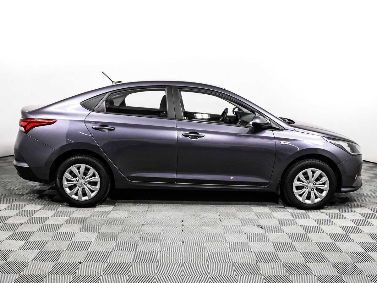 Купить Hyundai Solaris с пробегом. Фото: #3