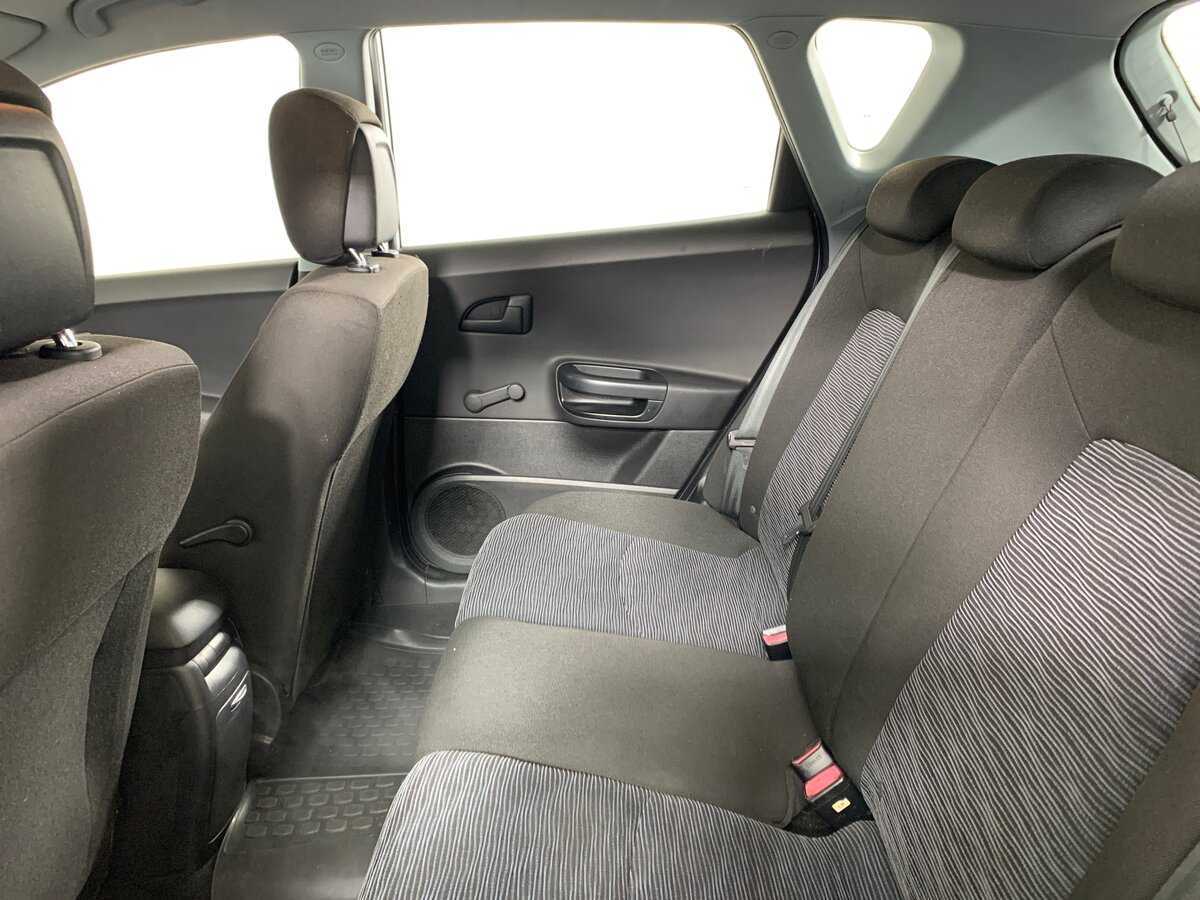 Купить Kia Ceed с пробегом. Фото: #16